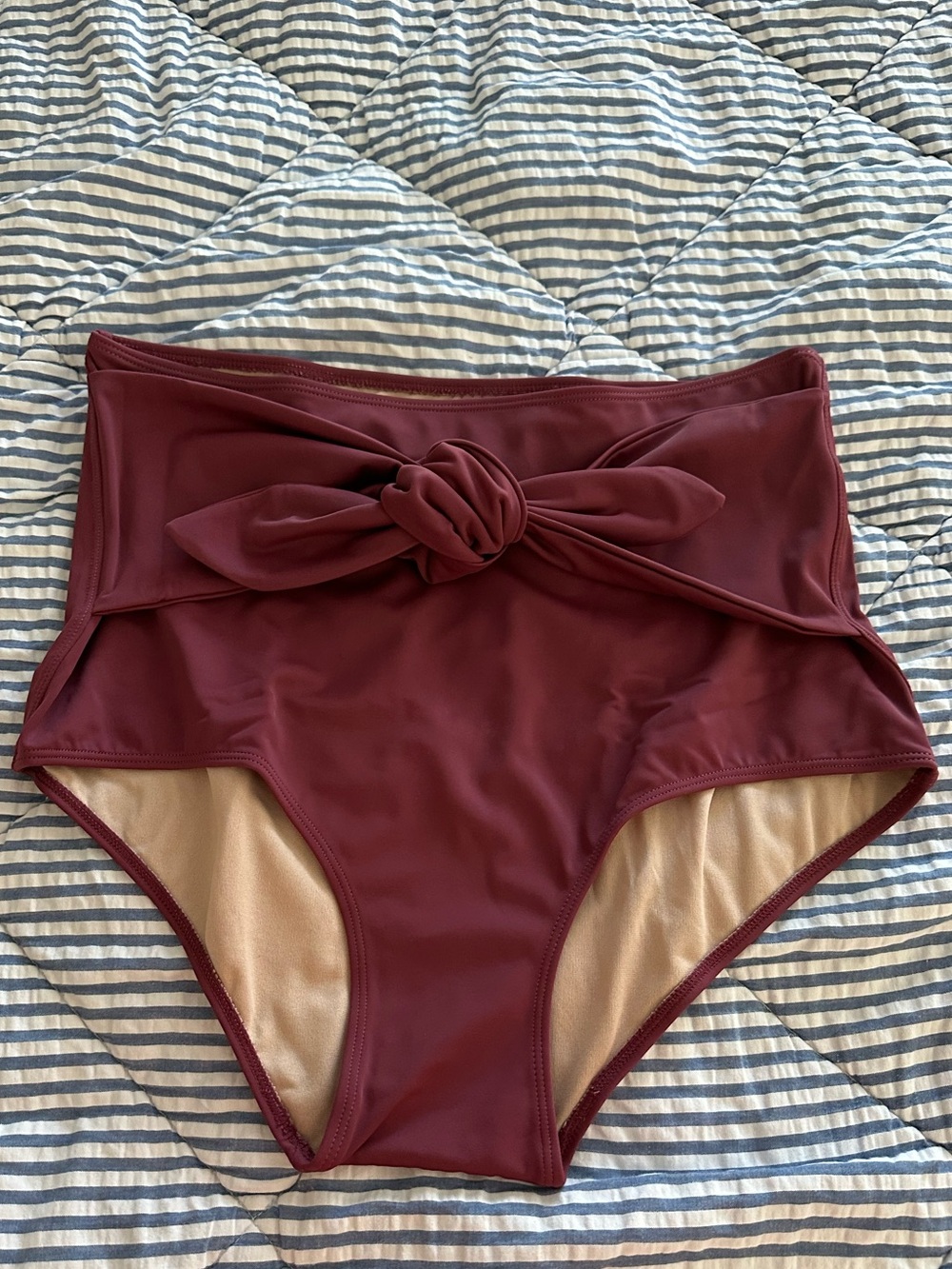 Kortni Jeane Medium Wine Tie-Up-Front Bottoms
